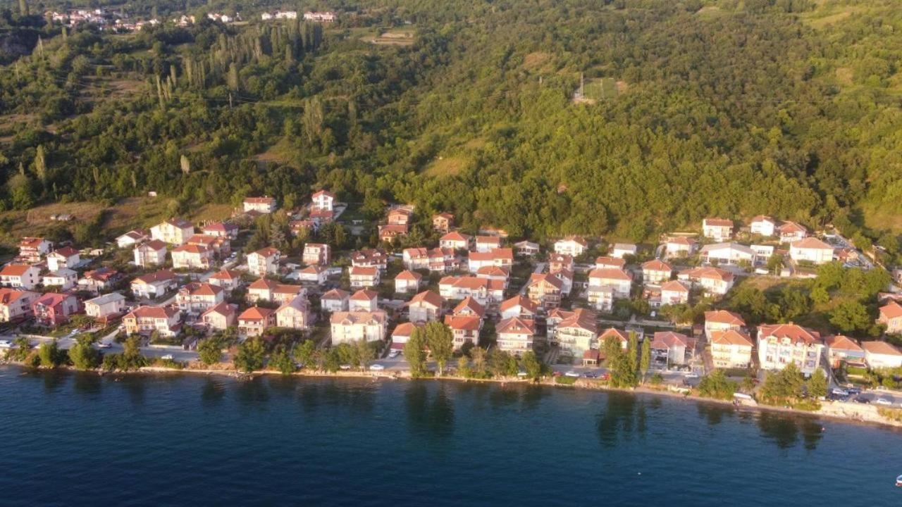 Villa Lakeview Paradise Peštani エクステリア 写真