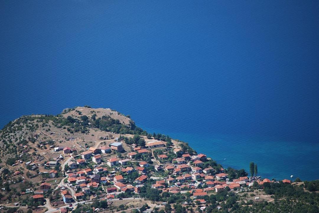 Villa Lakeview Paradise Peštani エクステリア 写真
