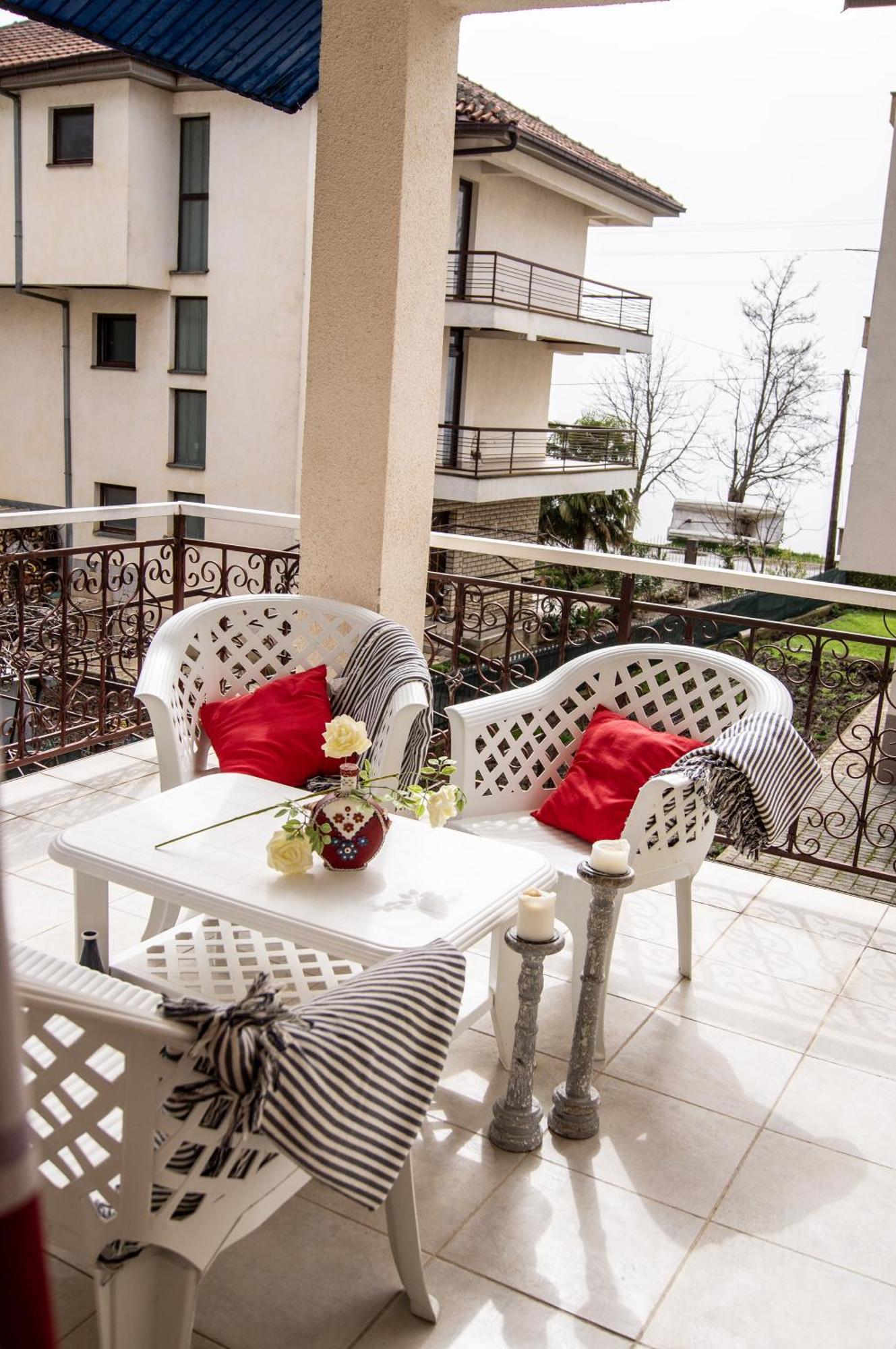 Villa Lakeview Paradise Peštani エクステリア 写真